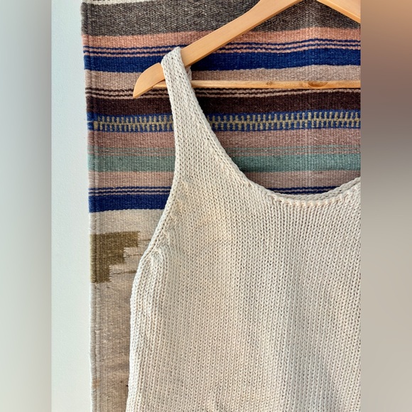 BABAA // Top No1 - Picture 2 of 5